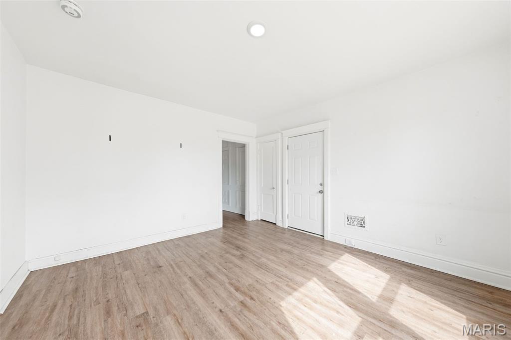 Grand Gravois Park Add - Commercial Sale