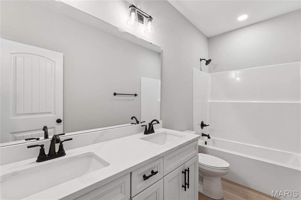 Auburn Lake Estates - Residential