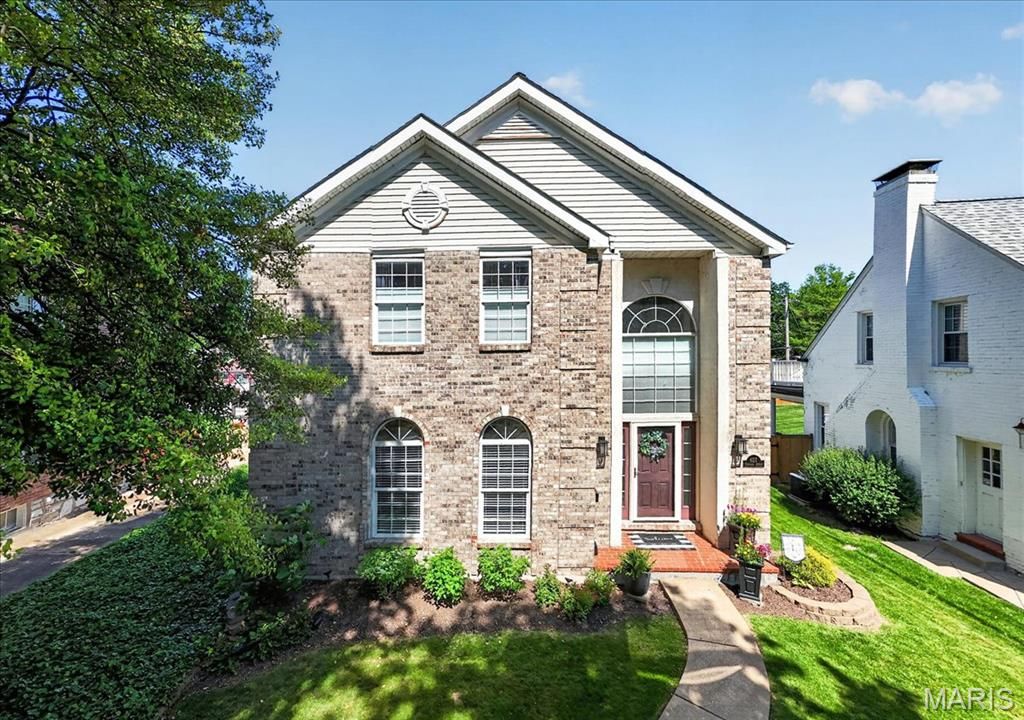 Photo of 6117 Coronado Avenue, St Louis, MO 63116 (MLS # 26026986)