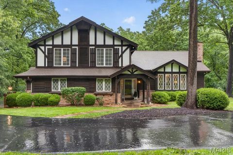 Photo of 1544 Horseshoe Ridge Road, Chesterfield, MO 63005 (MLS # 26030784)