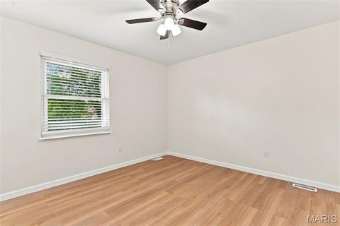 Tiny photo for 13322 Hiddendale Lane, Ballwin, MO 63021 (MLS # 26046366)