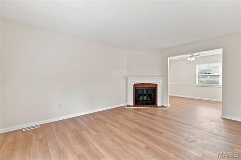 Tiny photo for 13322 Hiddendale Lane, Ballwin, MO 63021 (MLS # 26046366)
