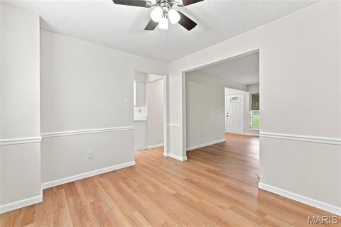Tiny photo for 13322 Hiddendale Lane, Ballwin, MO 63021 (MLS # 26046366)