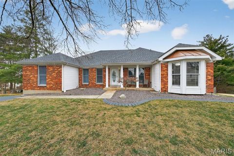 1905 Kings Row Manor Unincorporated MO 63146