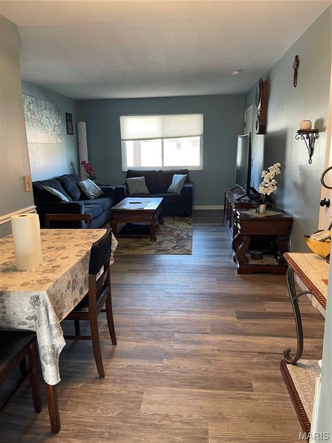 Tiny photo for 7916 Camelot Lane #4, Crestwood, MO 63123 (MLS # 26018926)