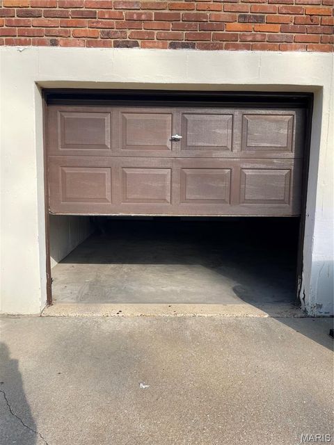 Tiny photo for 7916 Camelot Lane #4, Crestwood, MO 63123 (MLS # 26018926)