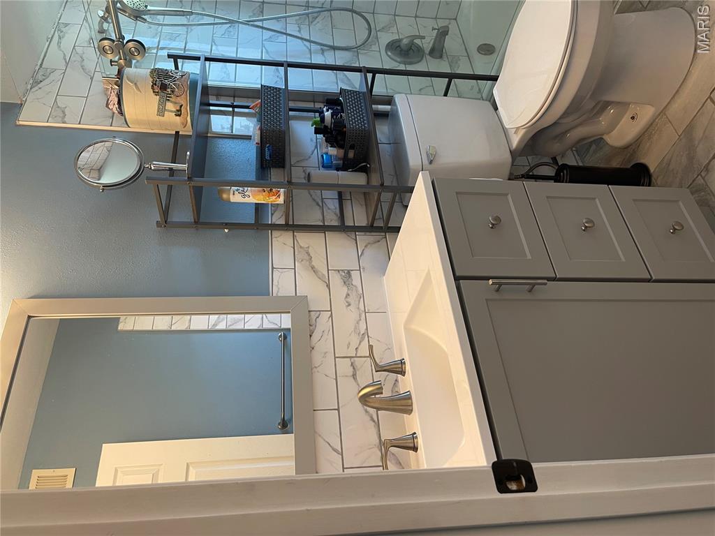 Providence Gardens Condo - Residential
