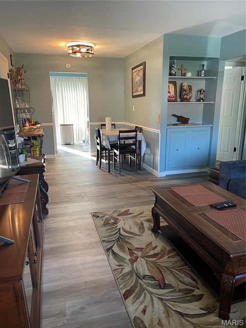 Tiny photo for 7916 Camelot Lane #4, Crestwood, MO 63123 (MLS # 26018926)