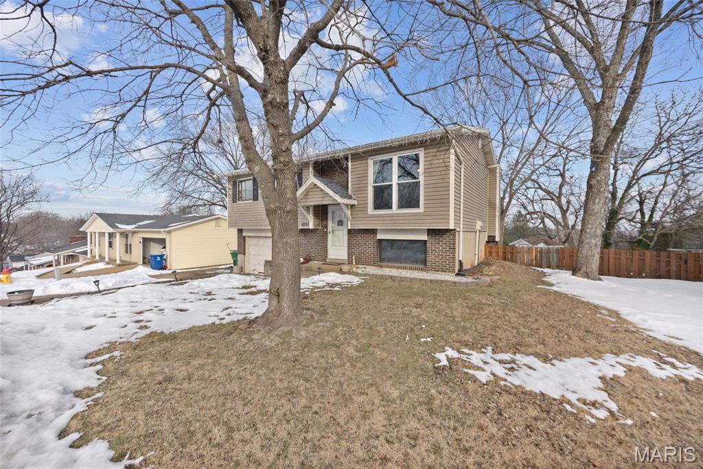 2233 Country Forest Drive