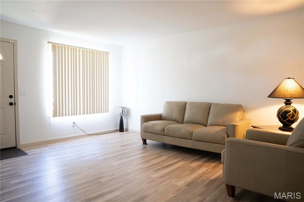 Boardwalk 5 Sec Of Mayer Wedgewood - Residential