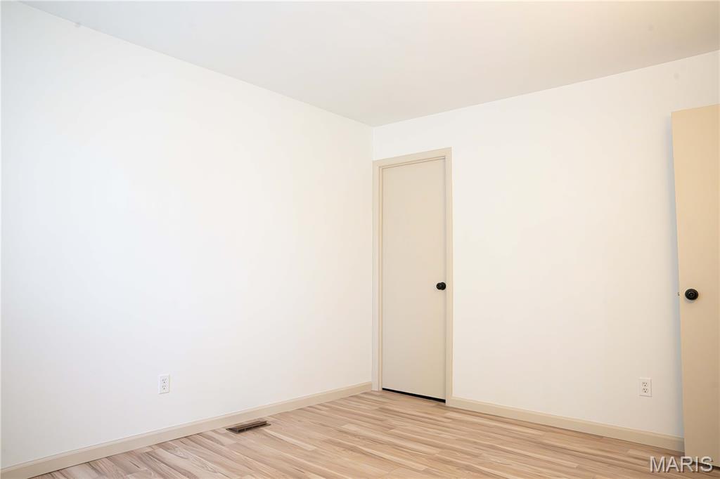 Boardwalk 5 Sec Of Mayer Wedgewood - Residential