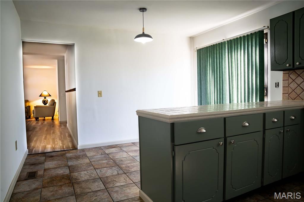 Boardwalk 5 Sec Of Mayer Wedgewood - Residential