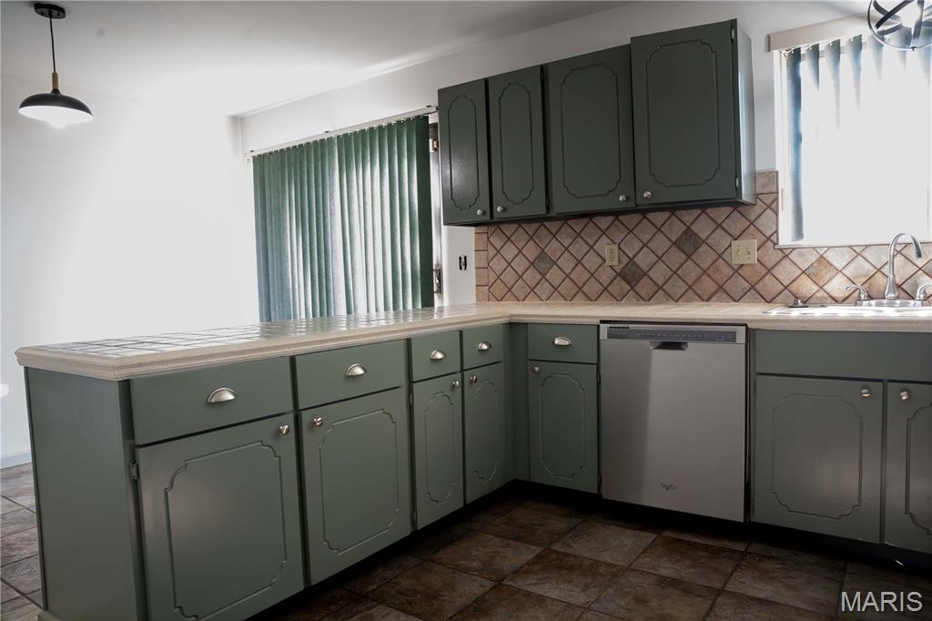 Boardwalk 5 Sec Of Mayer Wedgewood - Residential