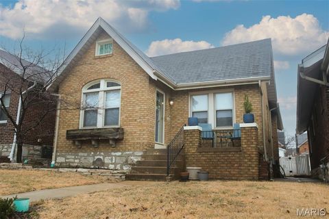 Photo of 5452 Pernod Avenue, St Louis, MO 63139 (MLS # 26012172)