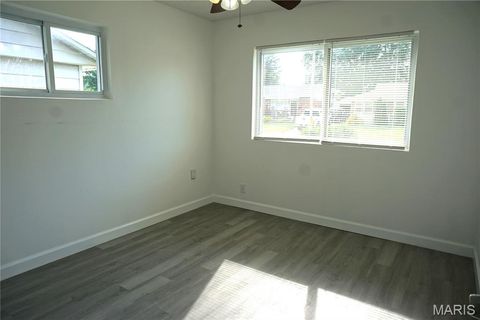 Tiny photo for 7916 Birkenhead Drive, Marlborough, MO 63123 (MLS # 26025034)