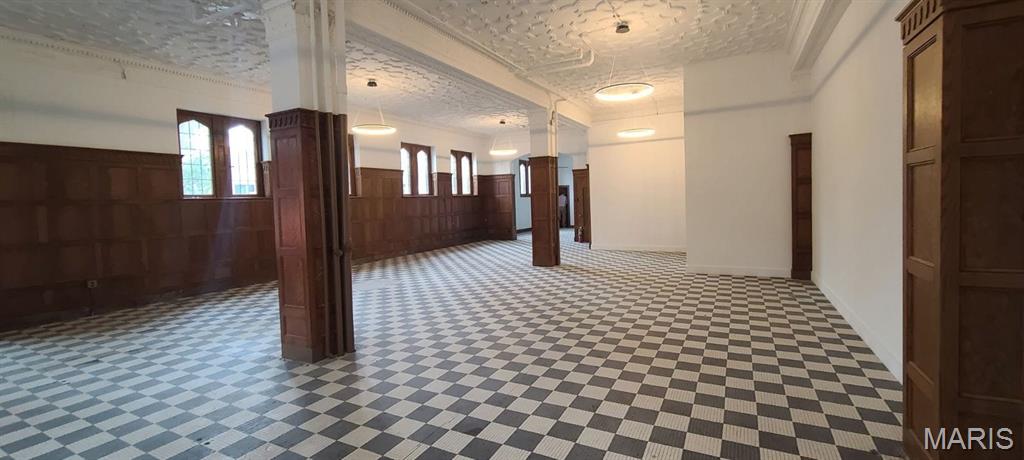 DeBalivierePlace - Commercial Lease