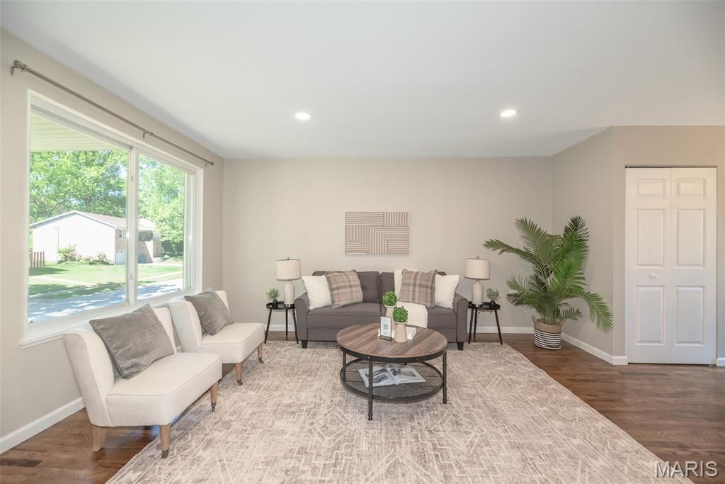 Photo of 9041 Lemona Drive, St Louis, MO 63123 (MLS # 26009120)