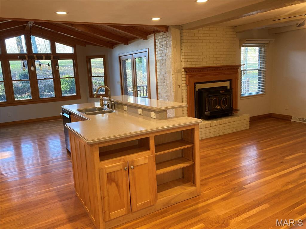 4561 State Highway W