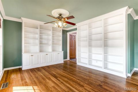 Tiny photo for 513 Scottsdale Road, Kirkwood, MO 63122 (MLS # 26007205)