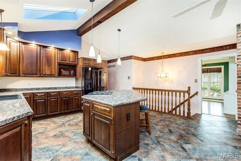 Tiny photo for 513 Scottsdale Road, Kirkwood, MO 63122 (MLS # 26007205)