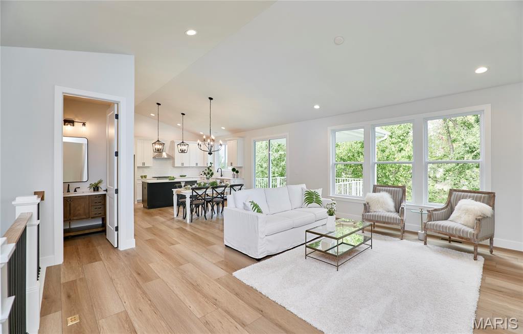 101 Peine Valley Ct.