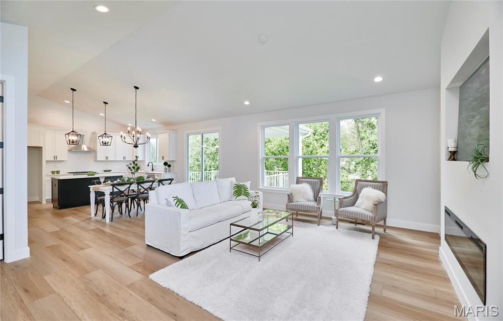 101 Peine Valley Ct.