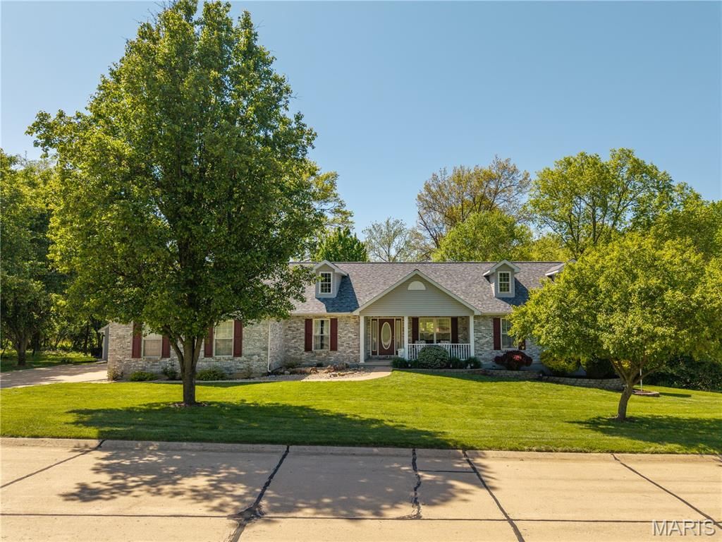 Photo of 6803 Autumn Cove, Byrnes Mill, MO 63051 (MLS # 26024145)