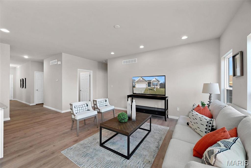 1 Savoy @ Walnut Hollow
