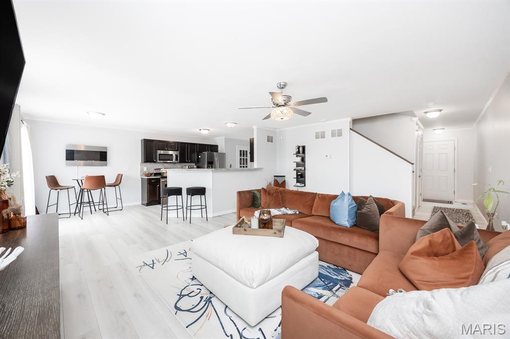 846 Harbor Woods Drive