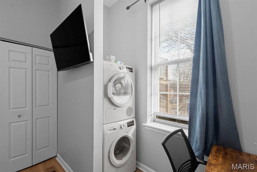 City/St Louis - Residential Income