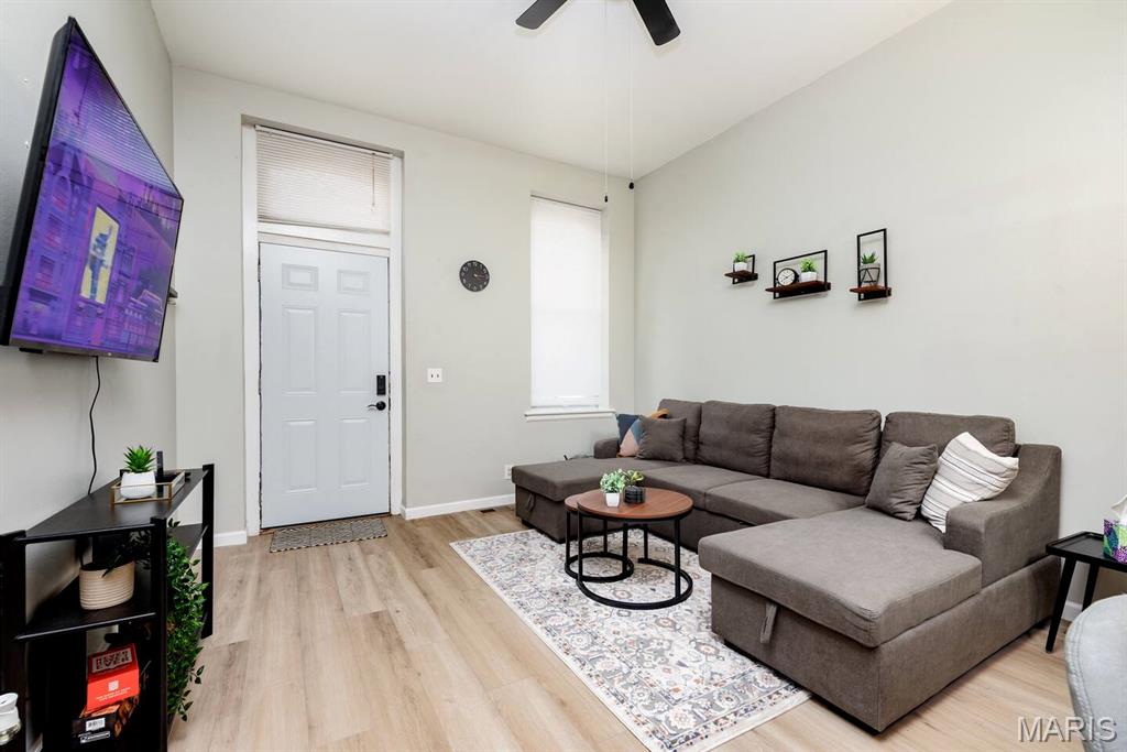 City/St Louis - Residential Income