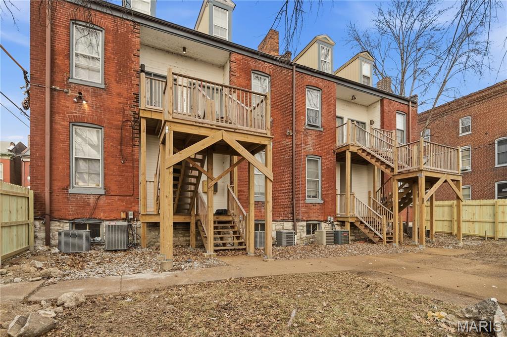 City/St Louis - Residential Income