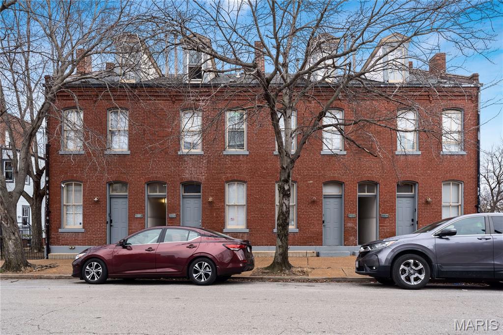 City/St Louis - Residential Income