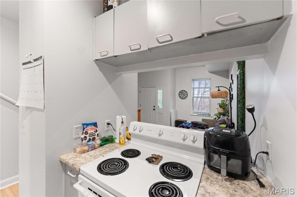 City/St Louis - Residential Income