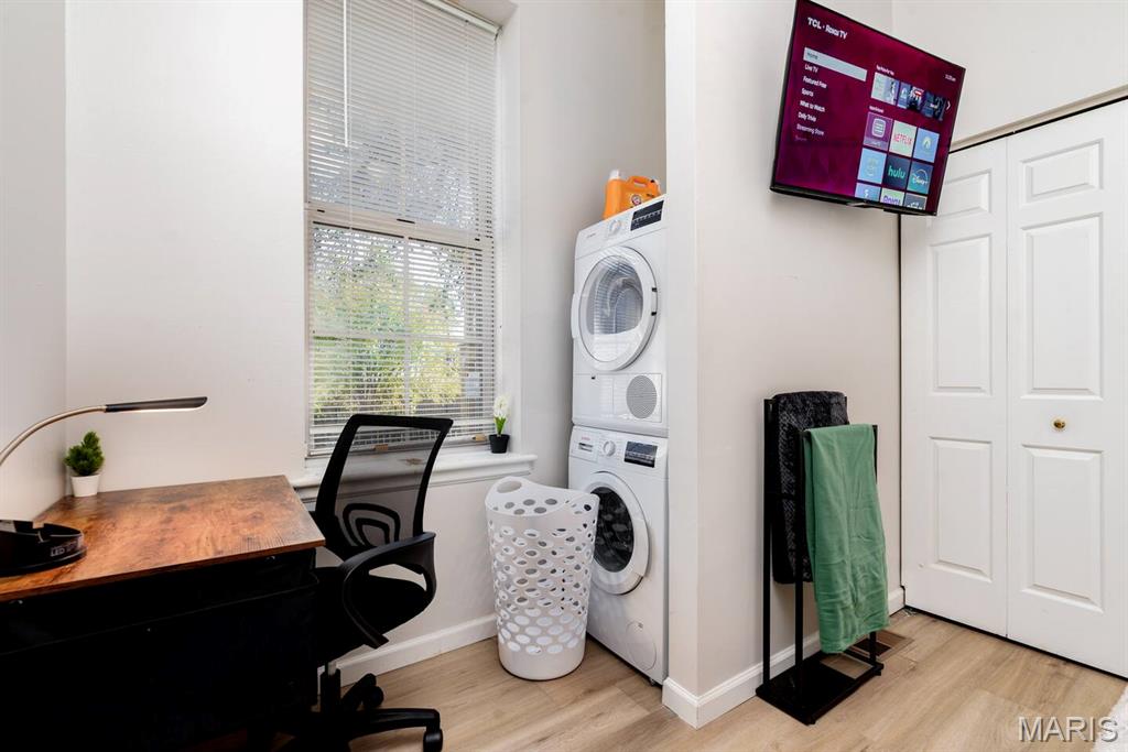 City/St Louis - Residential Income