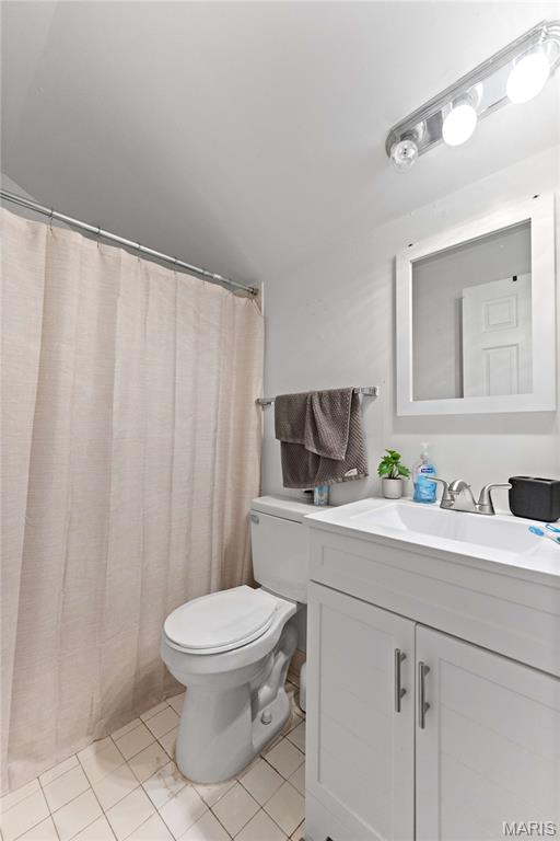 City/St Louis - Residential Income