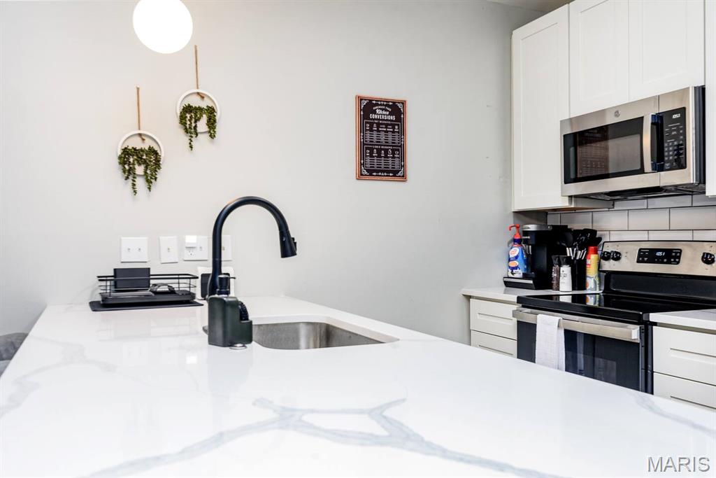 City/St Louis - Residential Income