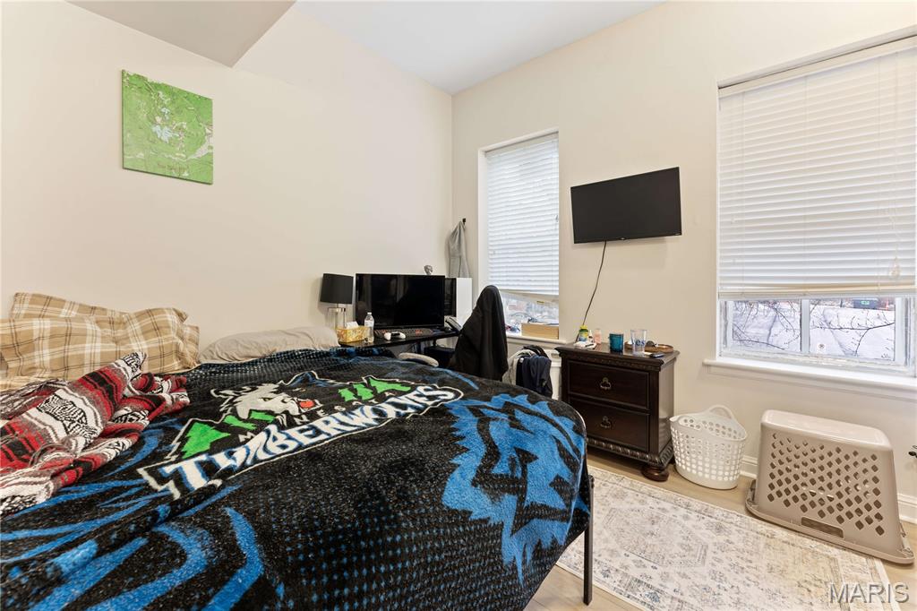 City/St Louis - Residential Income