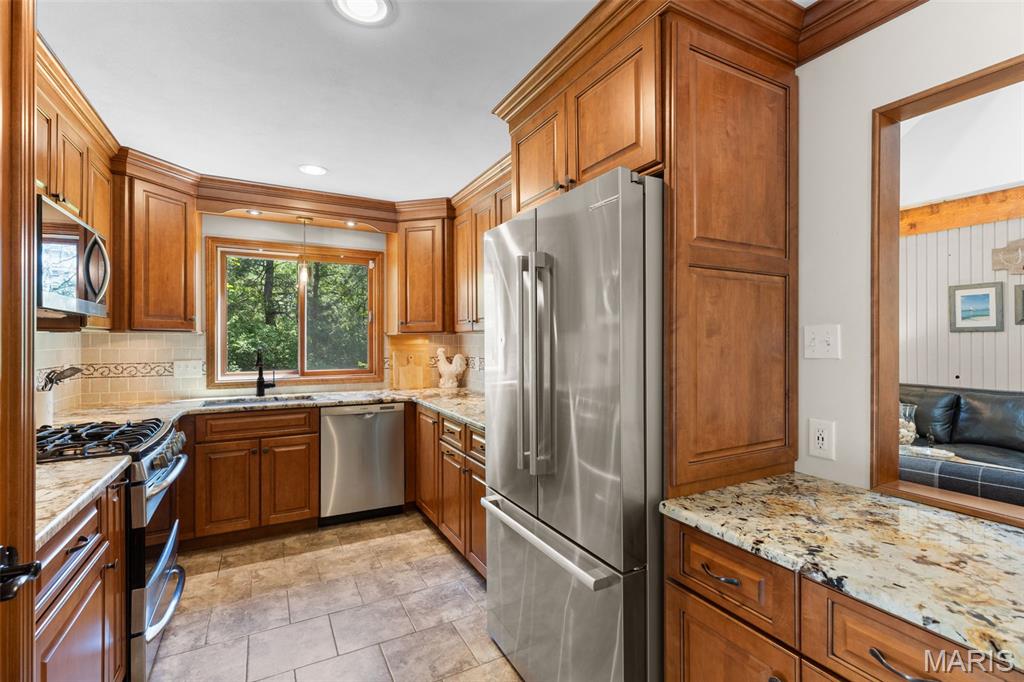 15574 Highcroft Drive