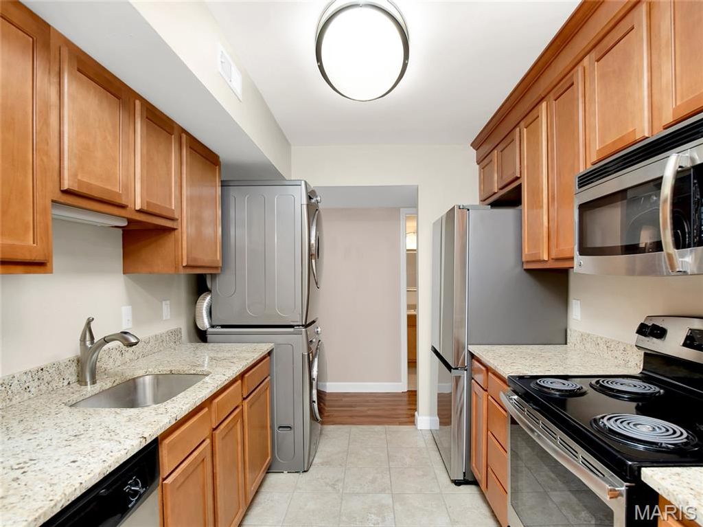 Photo of 1522 Thrush Terrace, Brentwood, MO 63144 (MLS # 26020029)