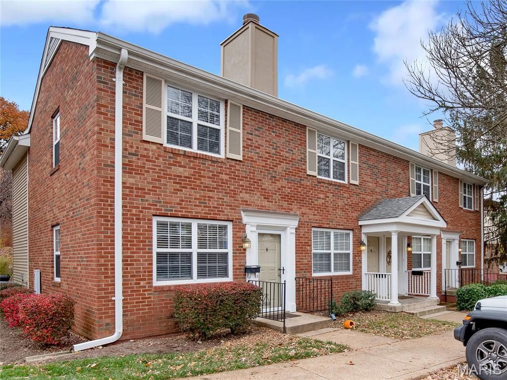 Photo of 1522 Thrush Terrace, Brentwood, MO 63144 (MLS # 26020029)