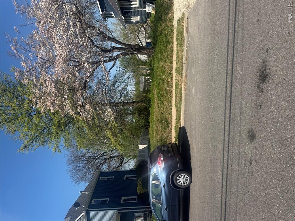 E W Davis Add to Maplewood - Land