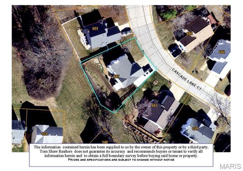 Tiny photo for 647 Cascade Lake Drive, Ballwin, MO 63021 (MLS # 25066796)