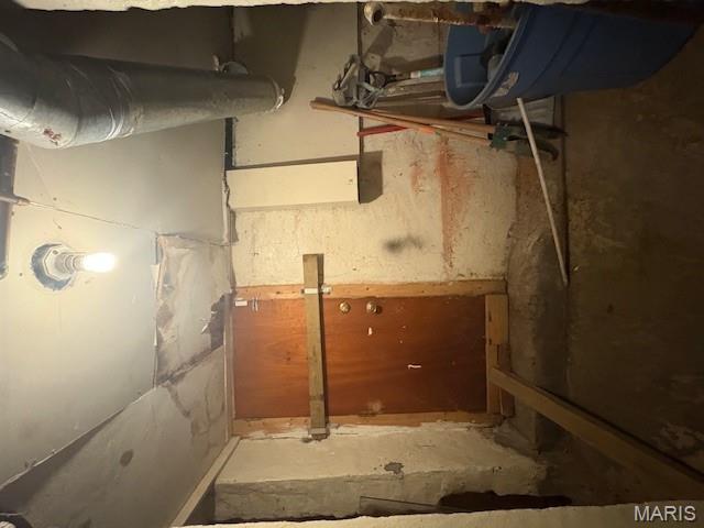 West Walnut Manor - Residential