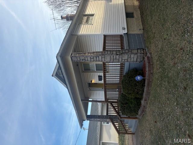 West Walnut Manor - Residential