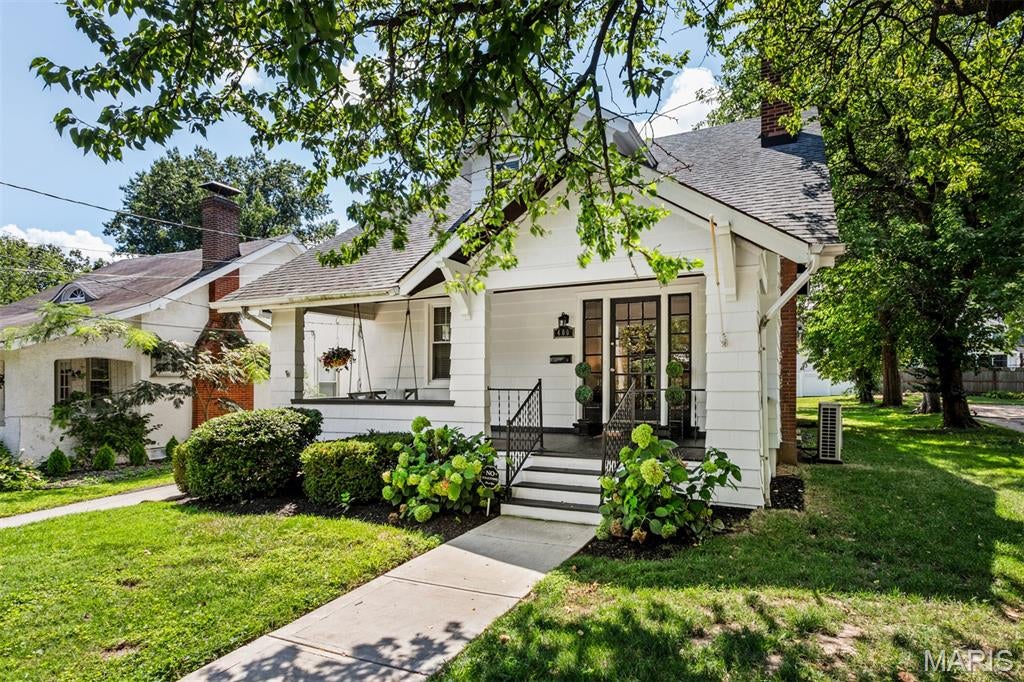 400 E Adams Avenue