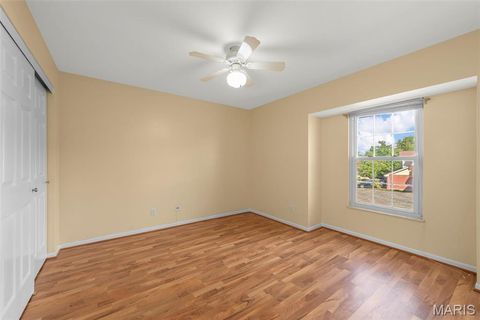 Tiny photo for 700 Ridgeside Drive #L, Ballwin, MO 63021 (MLS # 25070048)