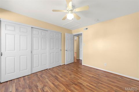 Tiny photo for 700 Ridgeside Drive #L, Ballwin, MO 63021 (MLS # 25070048)