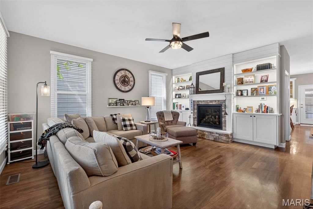 Photo of 3208 S Civic Green Drive, St Charles, MO 63301 (MLS # 26021049)