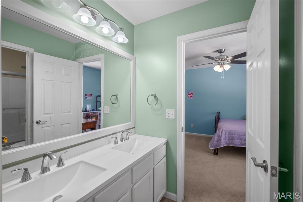 Villages/Arrow Rdg 01 - Residential